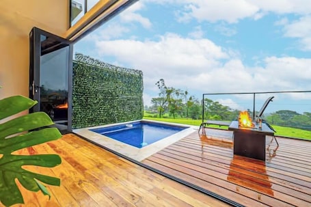 2 habitaciones, minibar y caja de seguridad en la habitación