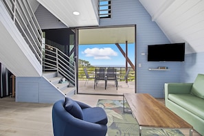 Minibar, in-room safe, free WiFi, bed sheets