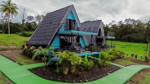 Standaard bungalow, kitchenette, uitzicht op heuvels | Exterieur