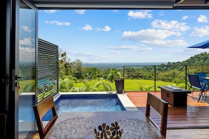 Superior Bungalow, Private Pool, Hill View | Pemandangan dari bilik