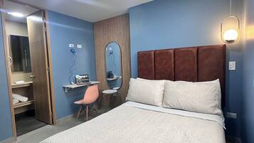 Cubrecamas, cortinas blackout, wifi gratis y ropa de cama