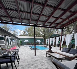 Udendørs pool, opvarmet pool