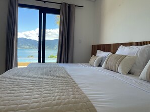 Chambre Triple, vue piscine