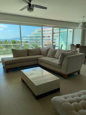 Smart TV, DVD player, computer monitors, printers