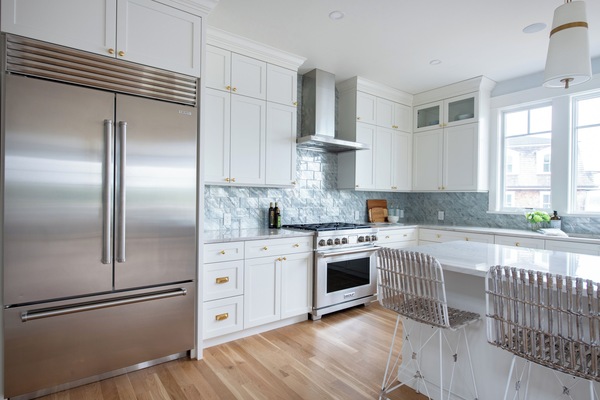 Frigorífic, microones, forn i placa de cuina