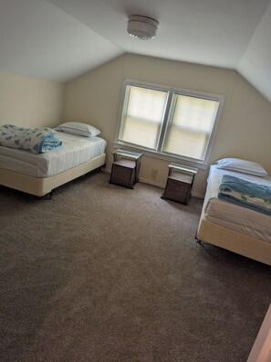 4 habitaciones, tabla de planchar con plancha y wifi gratis 
