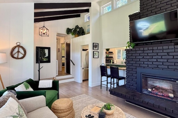 Living room: *Smart TV w/soundbar *Comfy seating *Electric fireplace *Blankets
