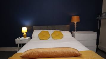 2 bedrooms, WiFi, bed sheets