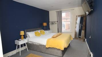 2 bedrooms, WiFi, bed sheets