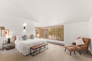 Apartment (3 Bedrooms) | Exterior - Pines #2163 (Keystone)