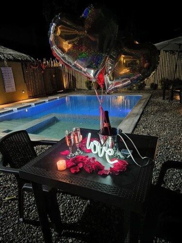 Bioluxury Private villa with swimming pool for couples, cinema in the pool house