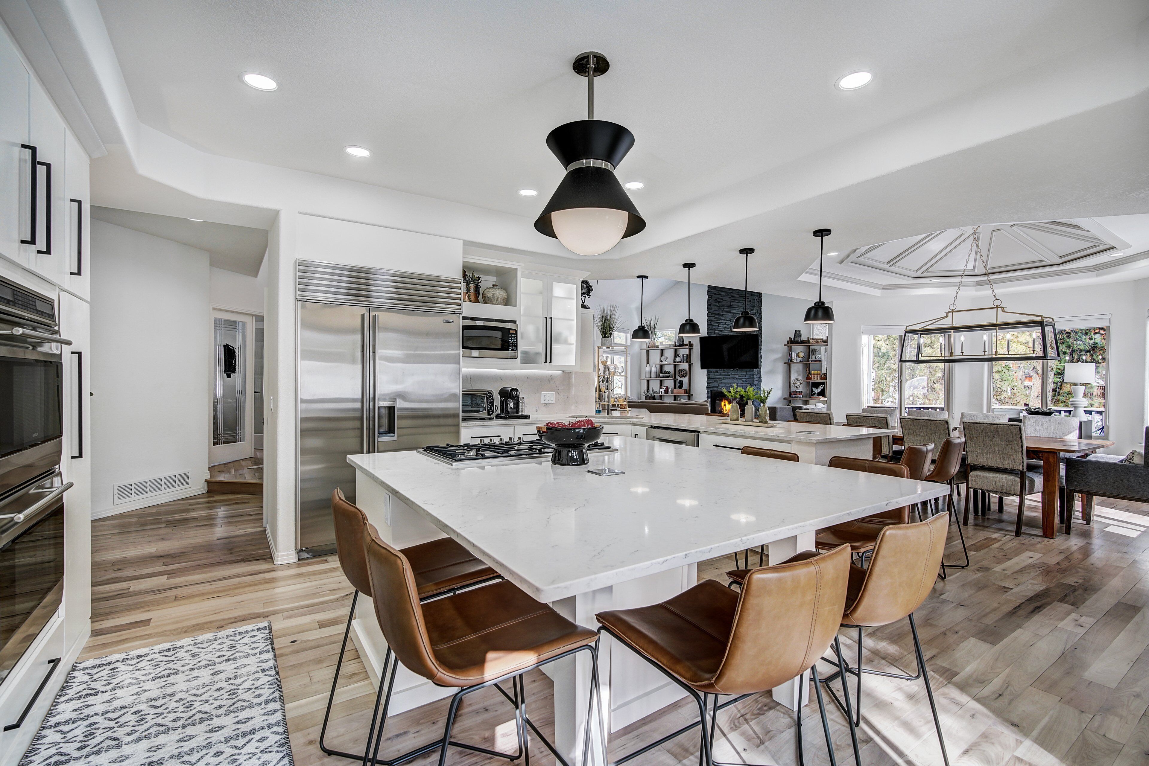 冰箱、微波炉、烤箱、炉灶