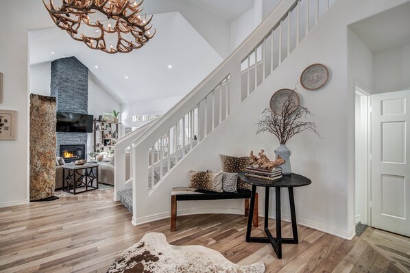 المنشأة من الداخل