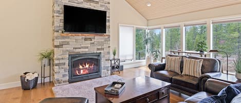 Smart TV, fireplace, foosball