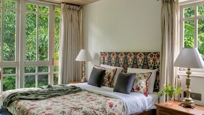 House | 5 bedrooms - 5bhk With Pool Beverly Hills of Goa Villa Jade (Assagao)