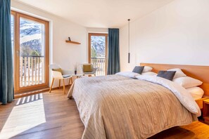 Basic Tek Büyük Yataklı Oda, Dağ Manzaralı | Minibar, odada kasa, güneşlik/perde, ses yalıtımı 
