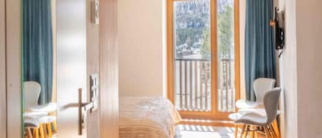 Basic-Doppelzimmer, Bergblick
