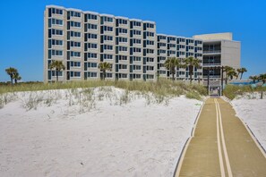 Exterior - NEW UNIT DISCOUNT SAVINGS! Gulf-front Studio - Sleeps 4 - FREE ACTIVITIES! (Panama City Beach)