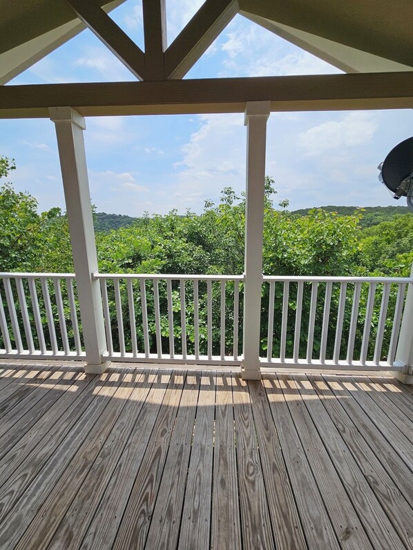 Property grounds - The Most Beautiful Views in Turner Falls (Davis)
