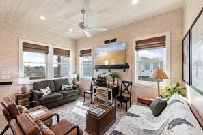 Fernseher, Videospiele, DVD-Player