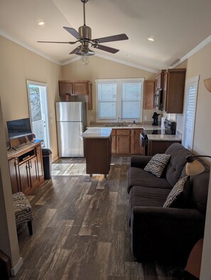 TV, fireplace - The Most Beautiful Views in Turner Falls (Davis)