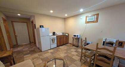 Family cabin w/large fireplace