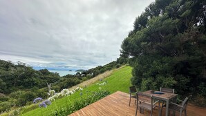 Outdoor dining - Apartment 4 (Coromandel)