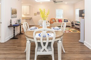 Bungalow, 3 Bedrooms, Balcony, Garden View | Dining room - 7010 Rookery 3 Sea Shell Cottage New Build in Bunks Coming Soon Sleeps 10 (Gulf Shores)
