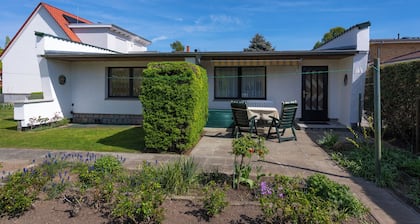 Ferienbungalow in Kühlungsborn mit Terrasse und Parkplatz