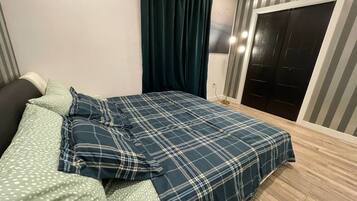 1 bedroom, iron/ironing board, WiFi, bed sheets