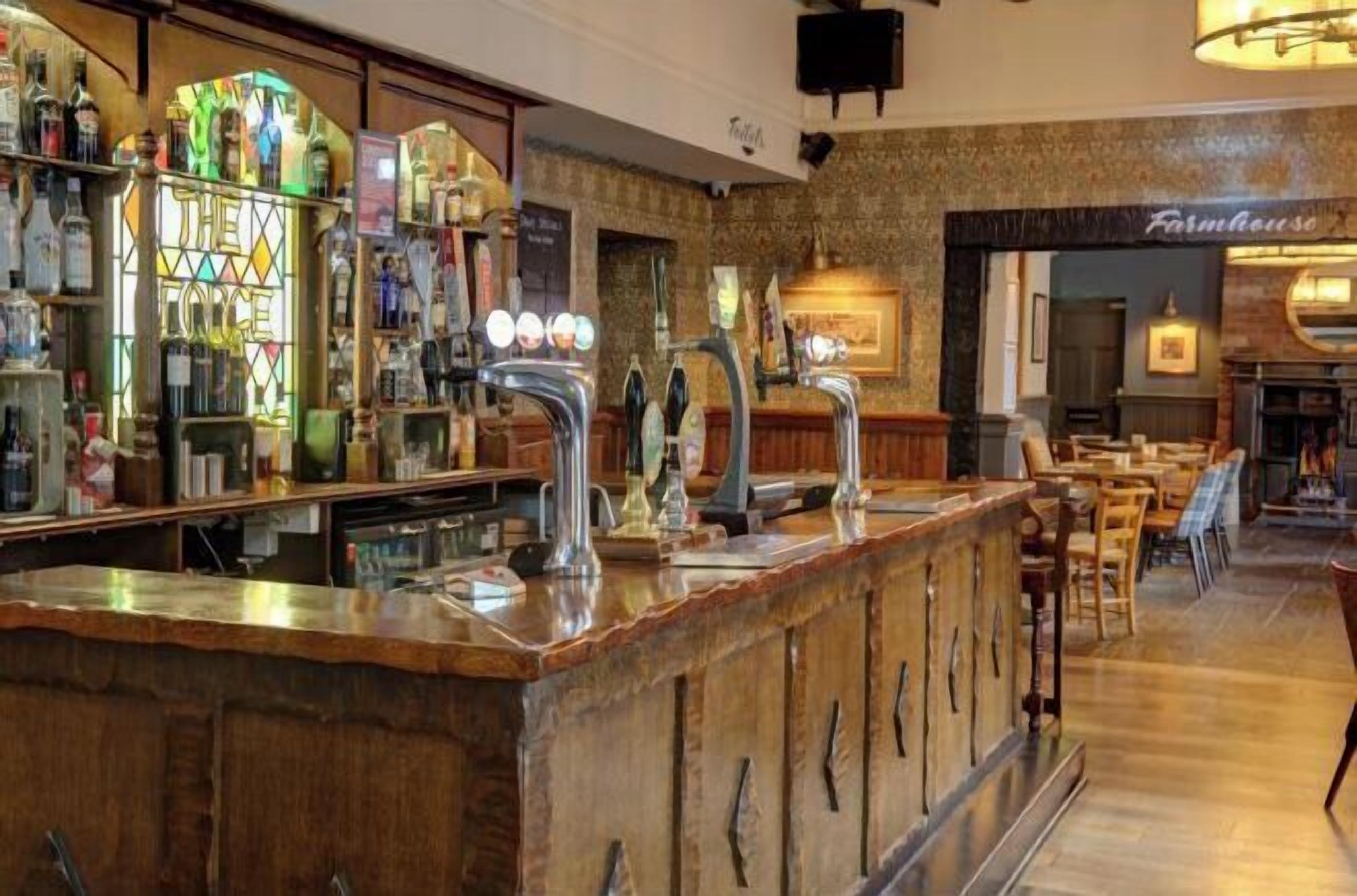 Bar (en la propiedad)