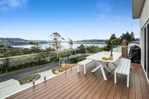 Outdoor dining - Simply Stunning Holiday Views! (Legana)