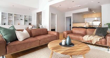 Riverview Waterfront Stay!