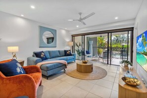 TV - Temple Bliss - Swim Out Apartment (Port Douglas)