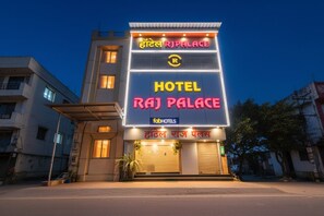 Exterior - Fabexpress Raj Palace (Mumbai)