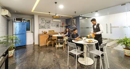 Fabhotel Cinco Primera Nr LV Prasad, Banjara Hills