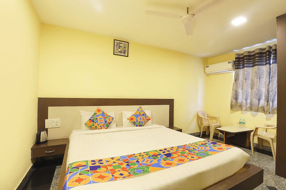 Deluxe Room | Egyptian cotton sheets, premium bedding, in-room safe, free WiFi