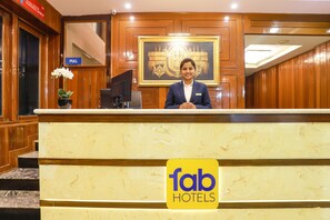 Reception - Fabhotel Nk Courtyard (Chennai)