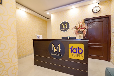 Reception. FabHotel Maark Inn - Tilak Nagar, Jayanagar