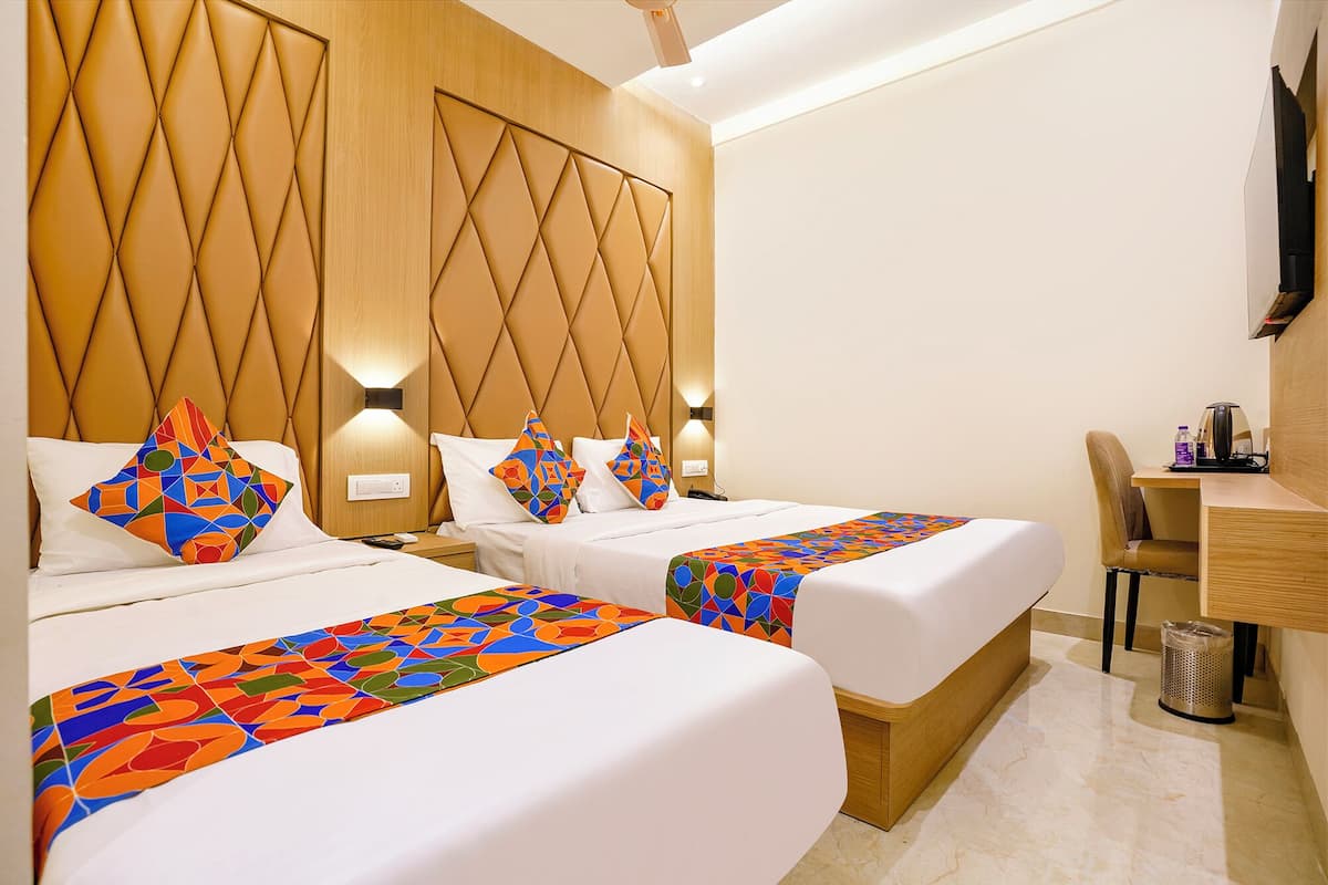 Deluxe Room | Egyptian cotton sheets, premium bedding, in-room safe, free WiFi