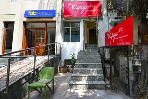 Entrée de l’hébergement