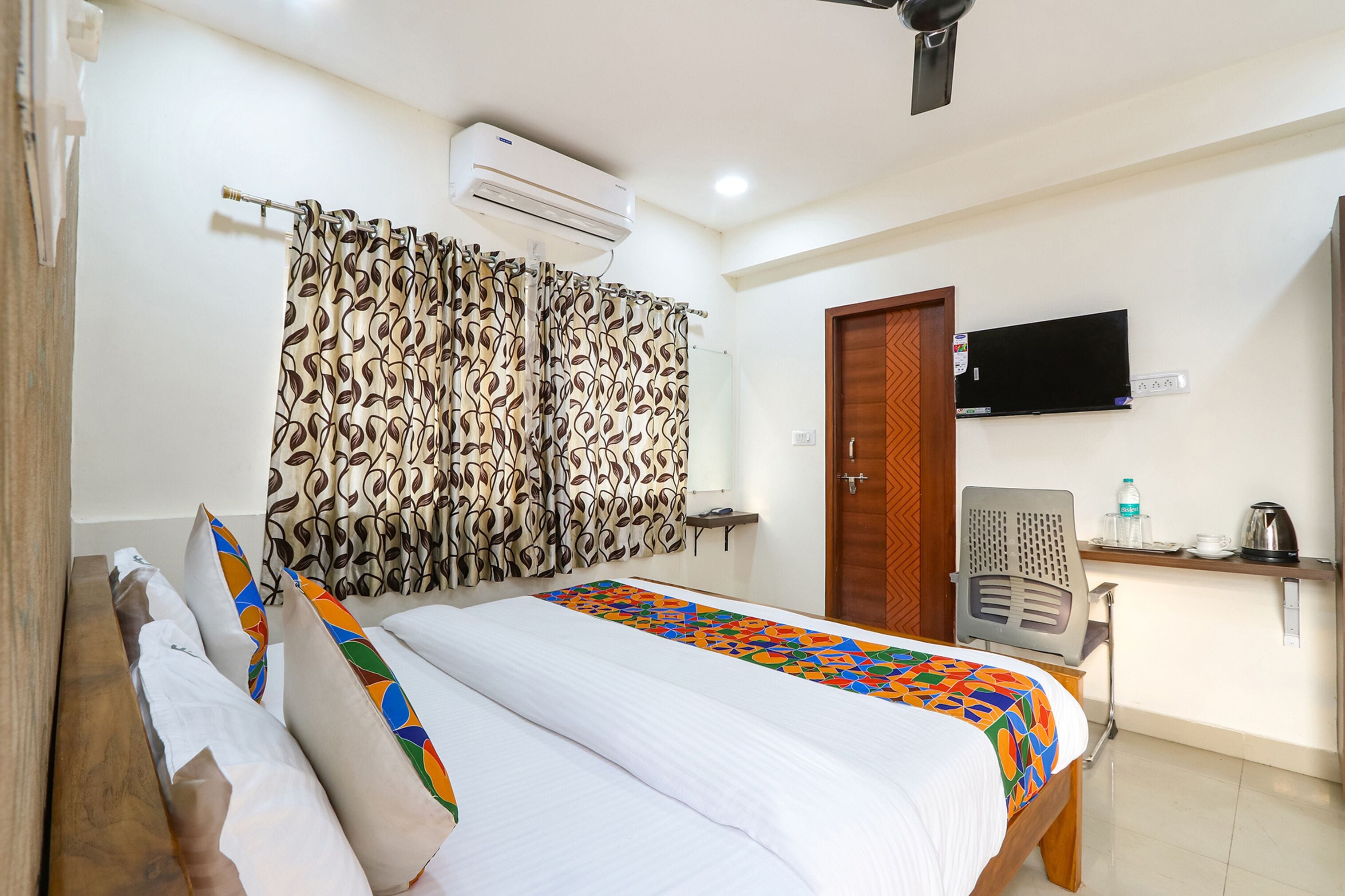 Foto - FabHotel VGR Comforts - Nr Khairtabad Metro Station