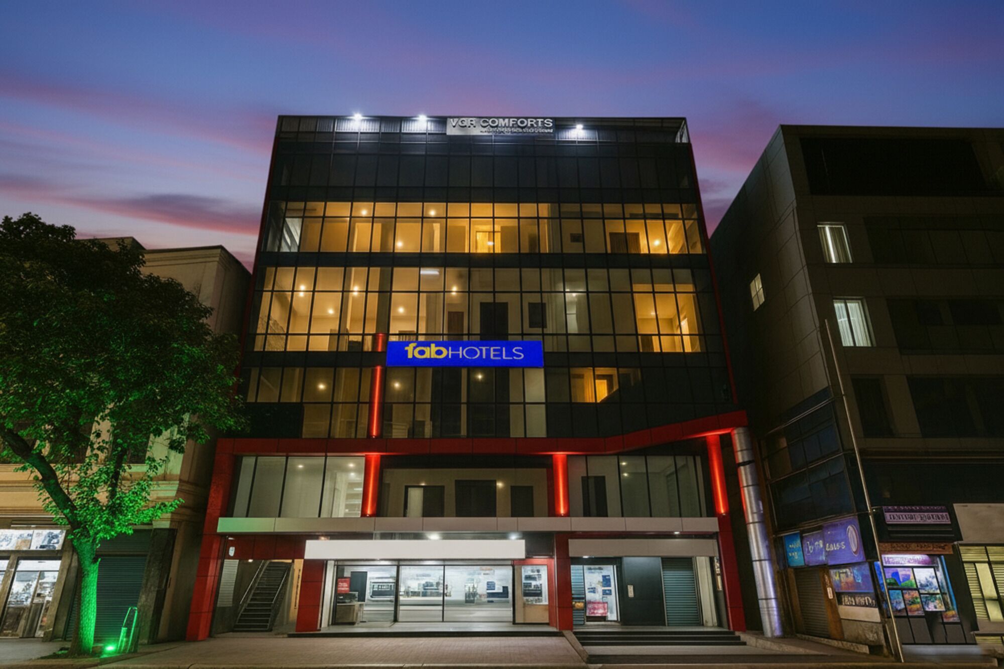 숙박 시설 입구