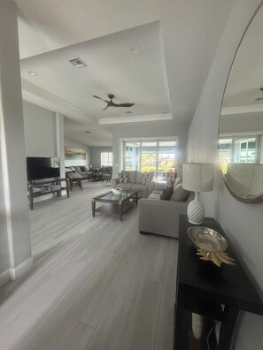 Smart-TV, Videospiele, Computerbildschirme, Drucker