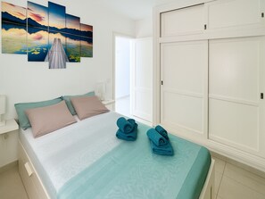 1 makuuhuone, työpöytä, silitysrauta/-lauta, ilmainen Wi-Fi