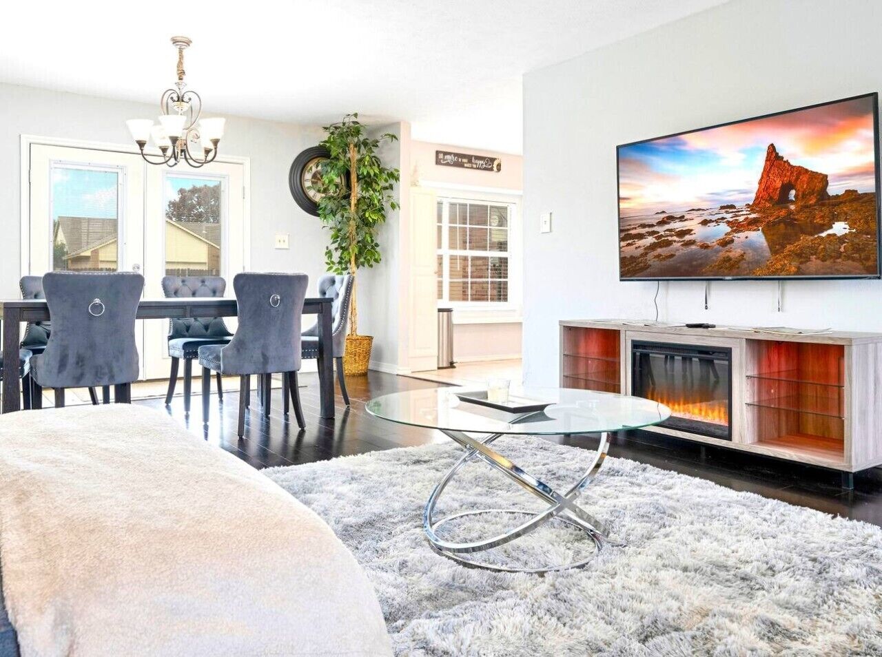 TV