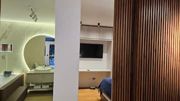 1 habitación, wifi y ropa de cama