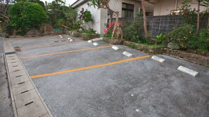 Property grounds - Nuchigafu (Okinawa)