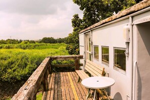 Terrace/patio - Kuju Aid Station (Kokonoe)