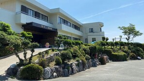 Exterior - New Hamaguchiya Ryokan (Minamiise)